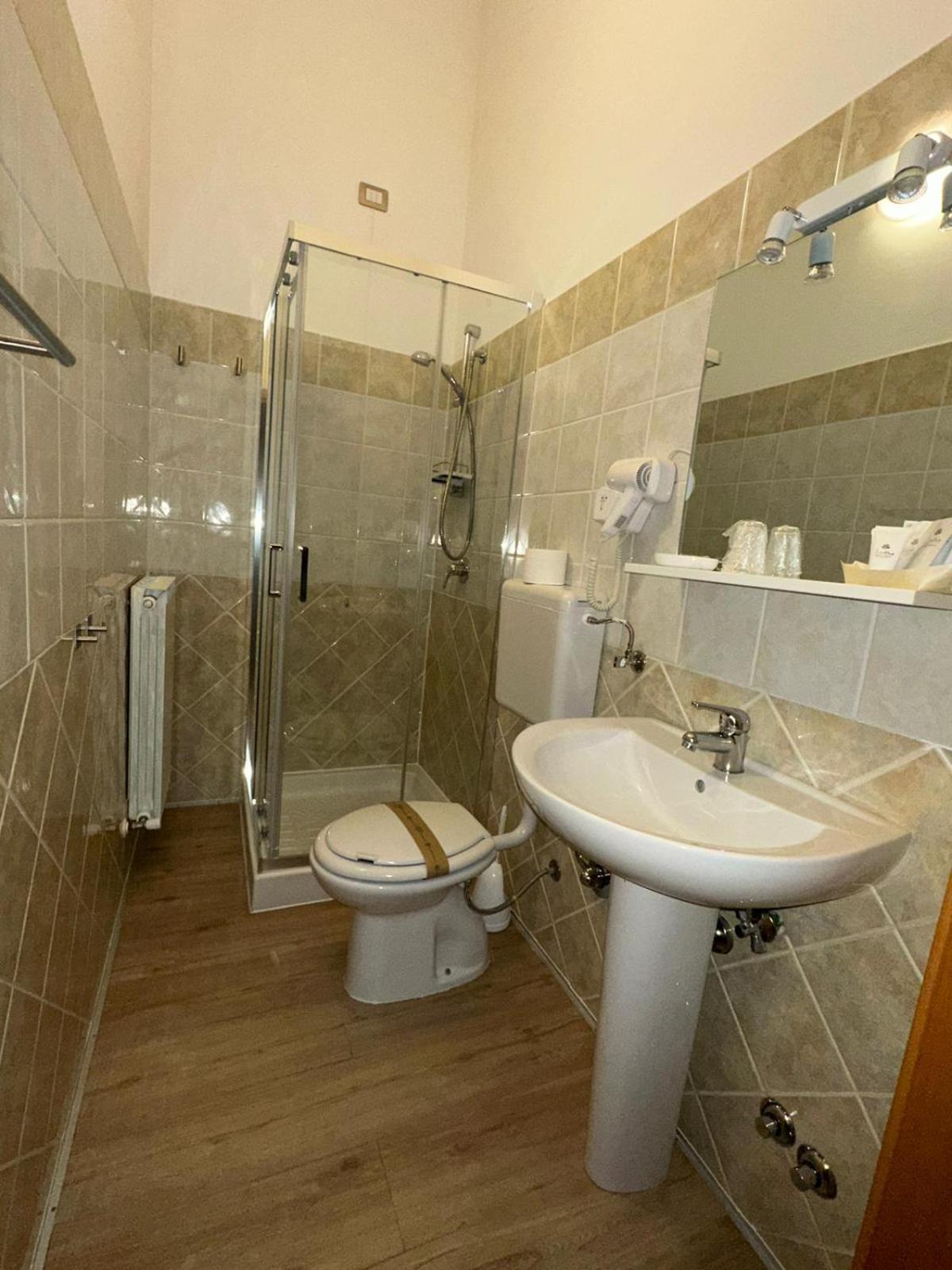 קאסקיה B&B Palazzo Sassatelli מראה חיצוני תמונה