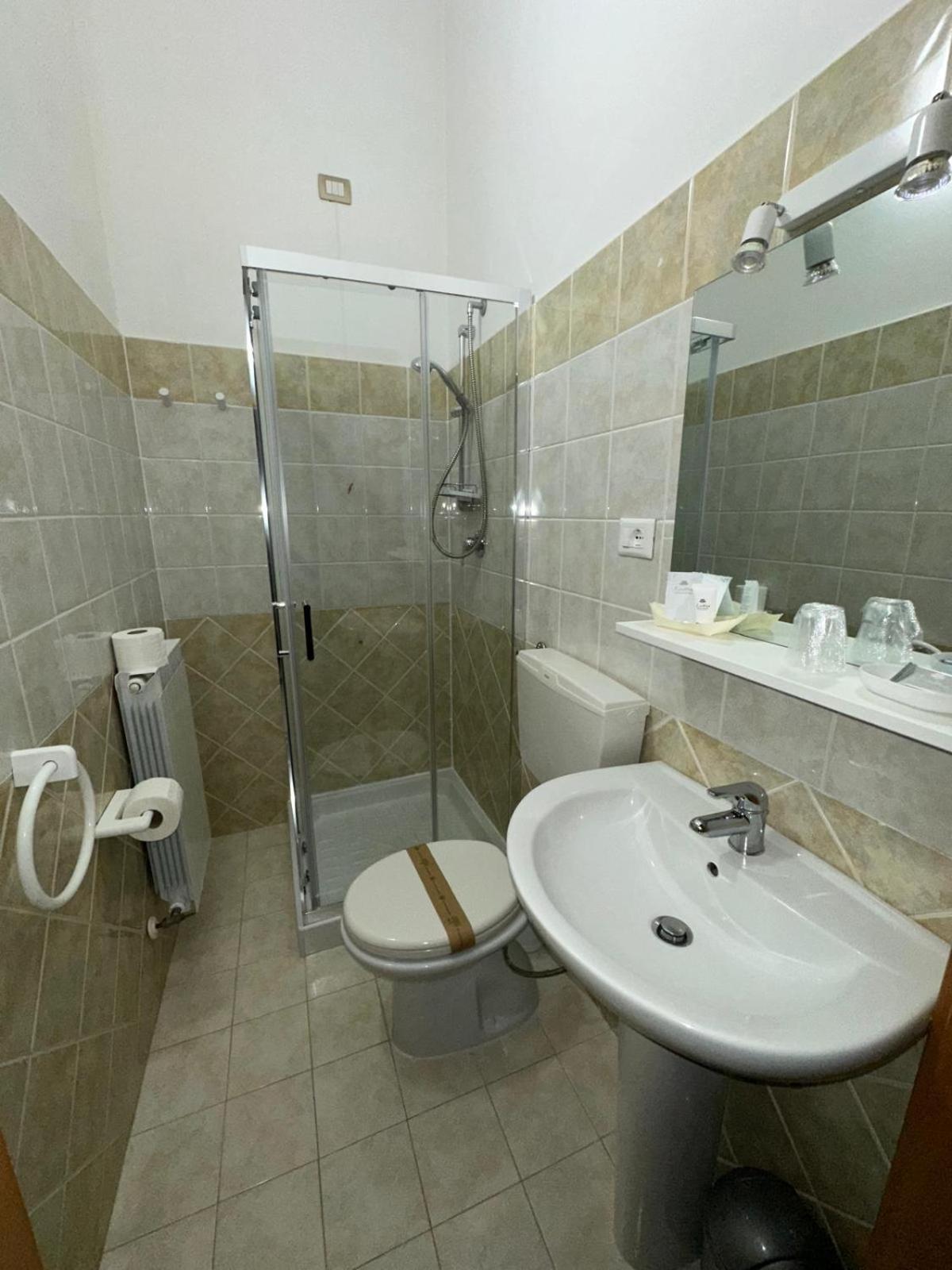 קאסקיה B&B Palazzo Sassatelli מראה חיצוני תמונה