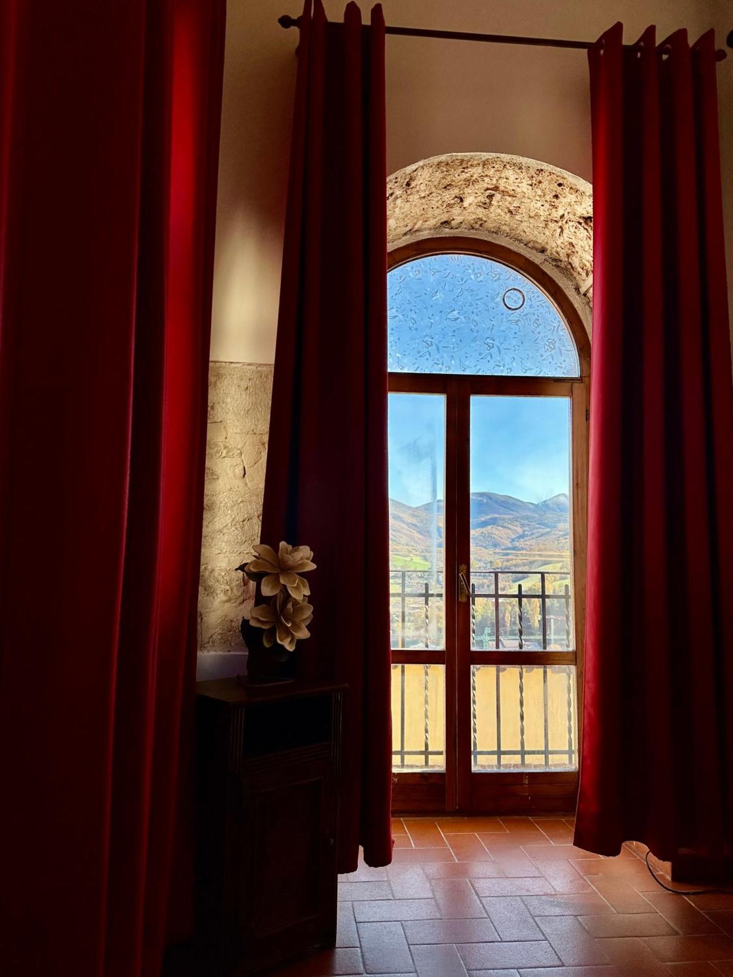 קאסקיה B&B Palazzo Sassatelli מראה חיצוני תמונה