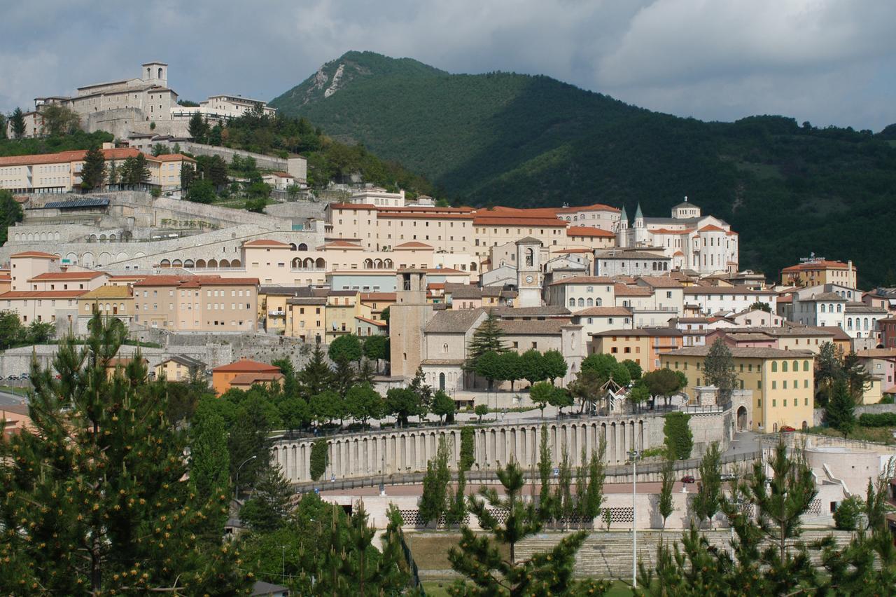 קאסקיה B&B Palazzo Sassatelli מראה חיצוני תמונה